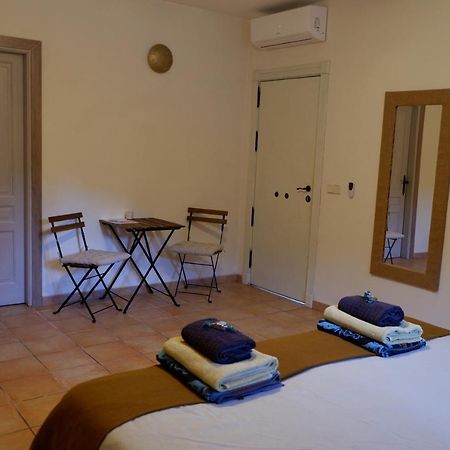 Vegan Guesthouse Finca Pereila Коин Экстерьер фото