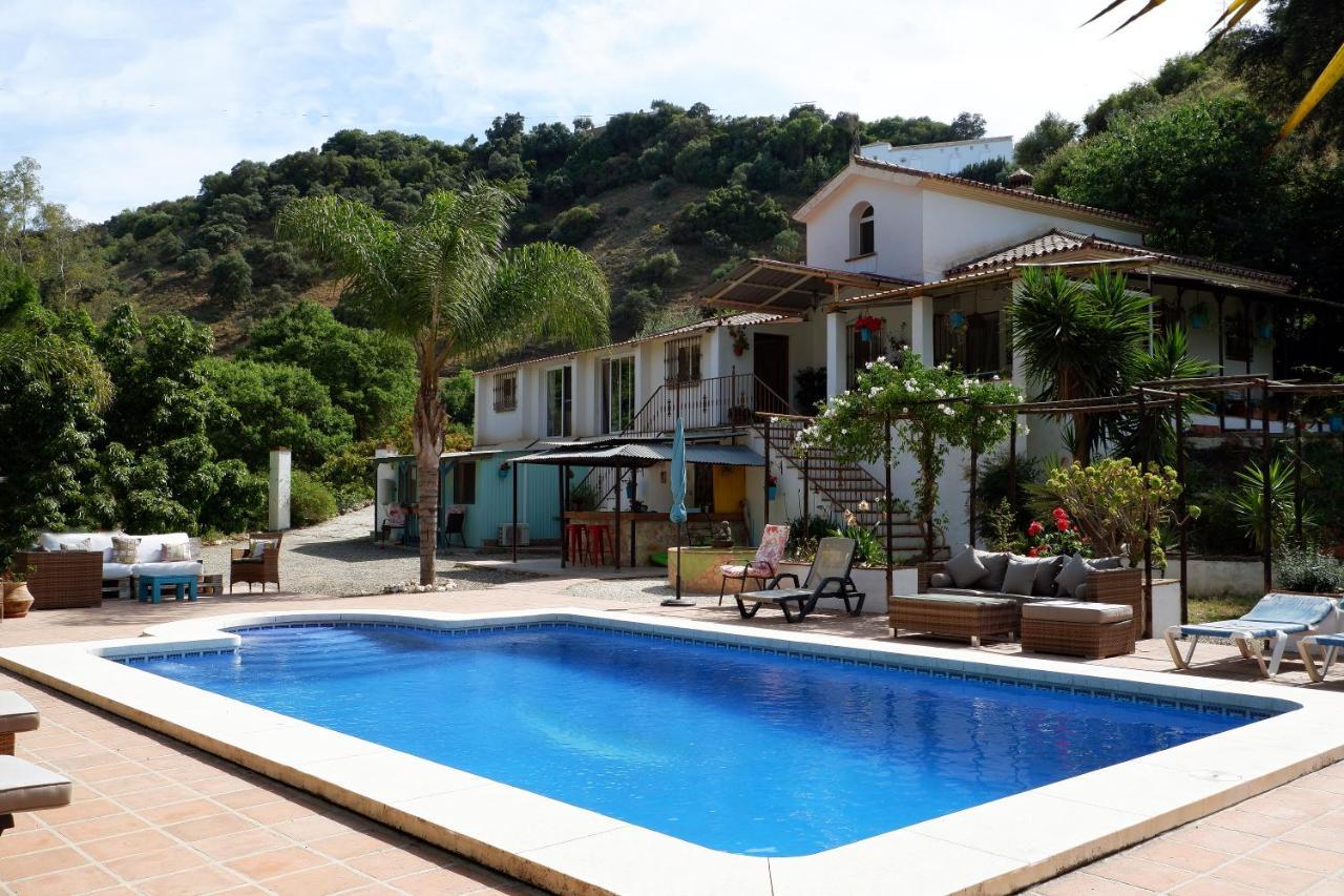 Vegan Guesthouse Finca Pereila Коин Экстерьер фото